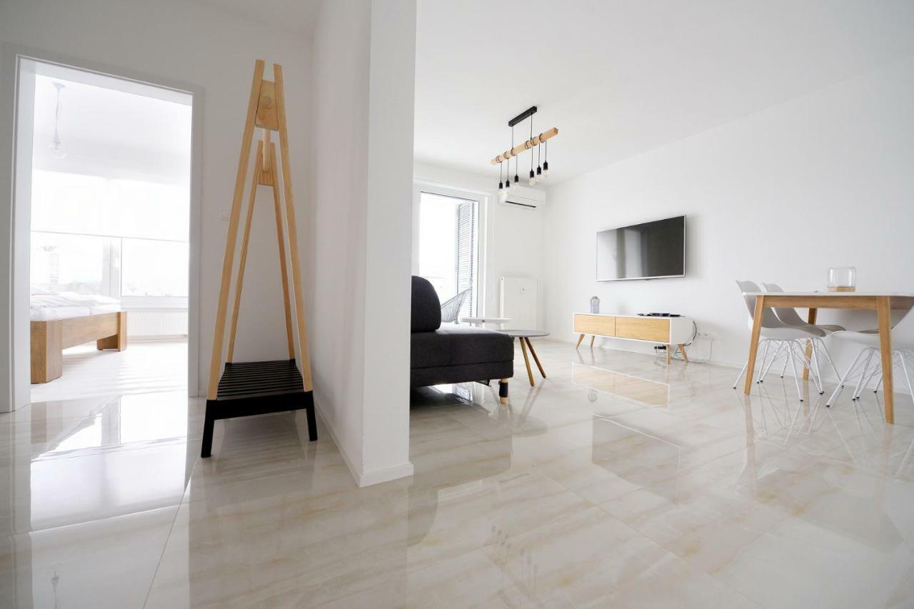 Center Aupark Apartment Piest'any Extérieur photo